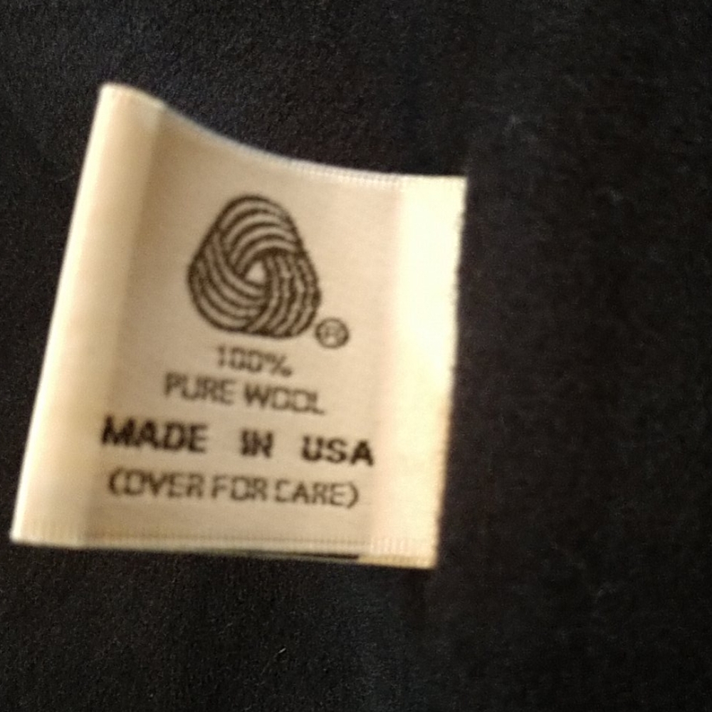 Roundtree and York Trenchcoat - Picture 8 of 10